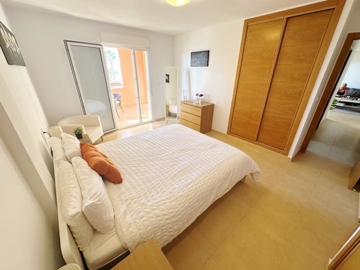 Image No.14-3 Bed Apartment for sale