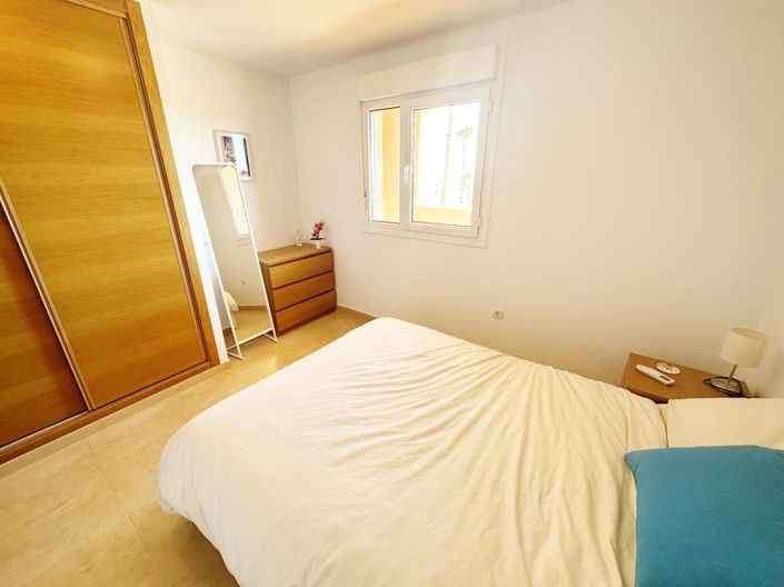 Image No.21-3 Bed Apartment for sale