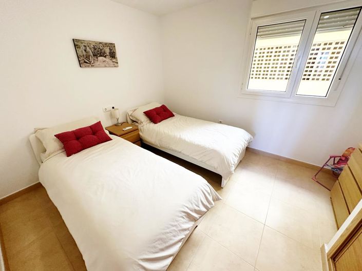 Image No.28-3 Bed Apartment for sale