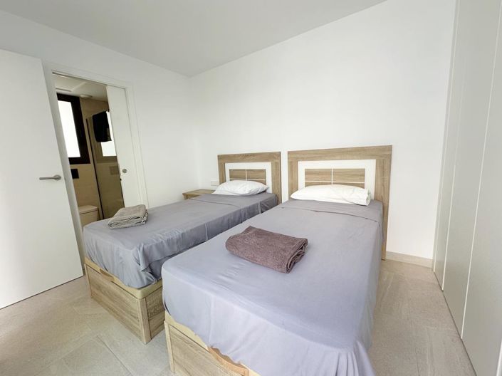 Image No.32-3 Bed Villa for sale