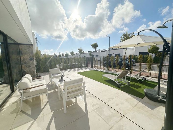 Image No.4-3 Bed Villa for sale