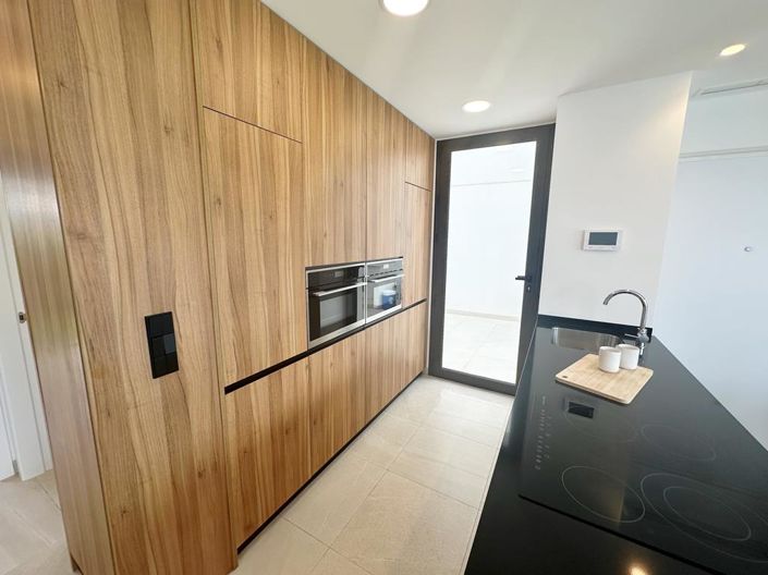 Image No.8-3 Bed Villa for sale