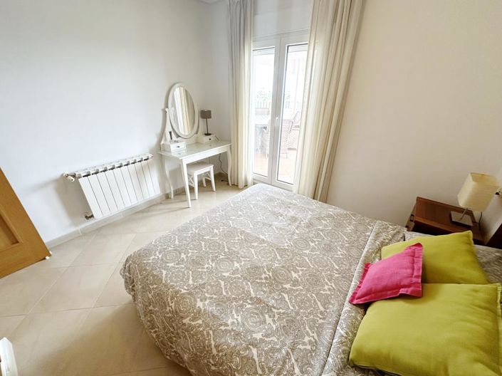 Image No.21-2 Bed Apartment for sale