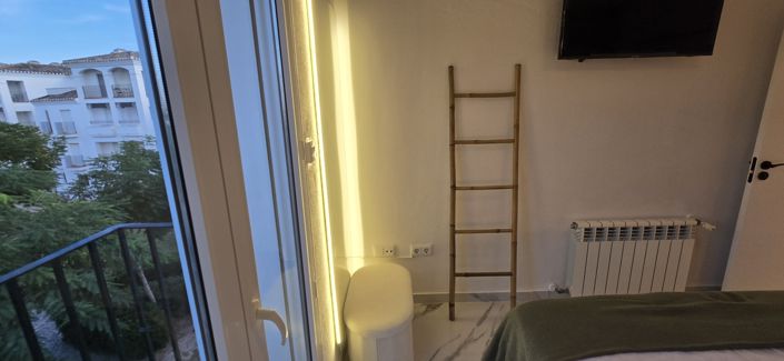 Image No.43-2 Bed Apartment for sale