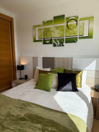 bright-guest-bedroom-3-scaled-1