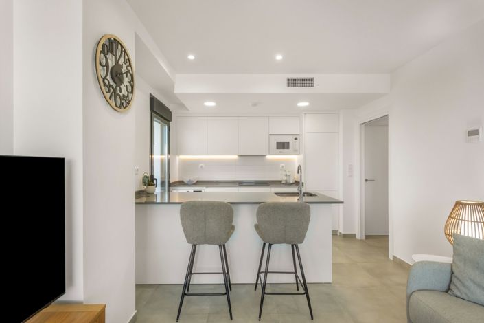 Image No.5-2 Bed Apartment for sale