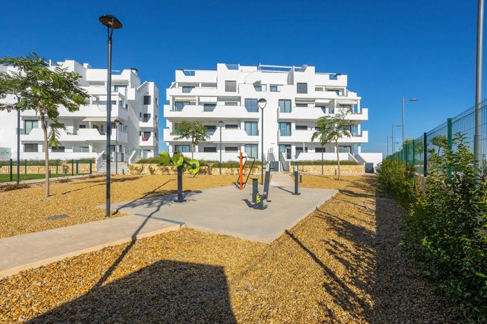 Image No.8-2 Bed Apartment for sale