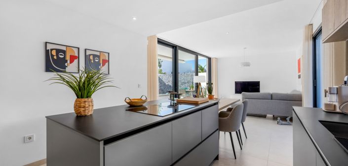 Image No.11-3 Bed Villa for sale