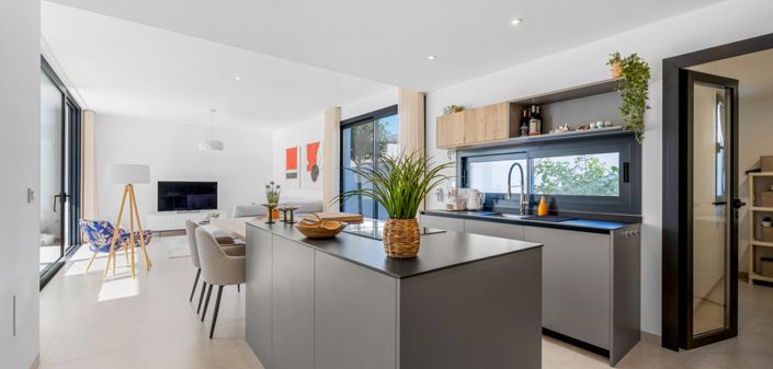 Image No.12-3 Bed Villa for sale