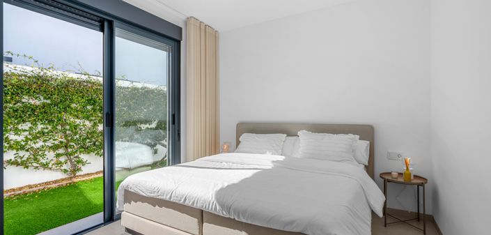 Image No.15-3 Bed Villa for sale