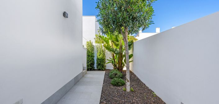 Image No.22-3 Bed Villa for sale