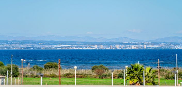 Image No.27-3 Bed Villa for sale