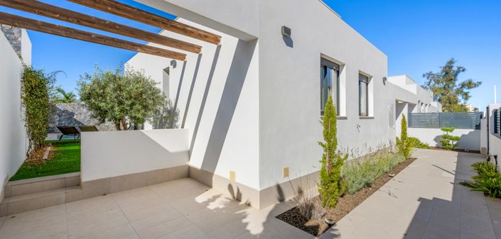 Image No.28-3 Bed Villa for sale