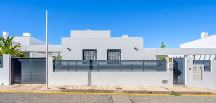 Image No.31-3 Bed Villa for sale