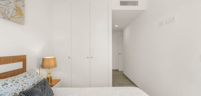 Image No.10-2 Bed Apartment for sale