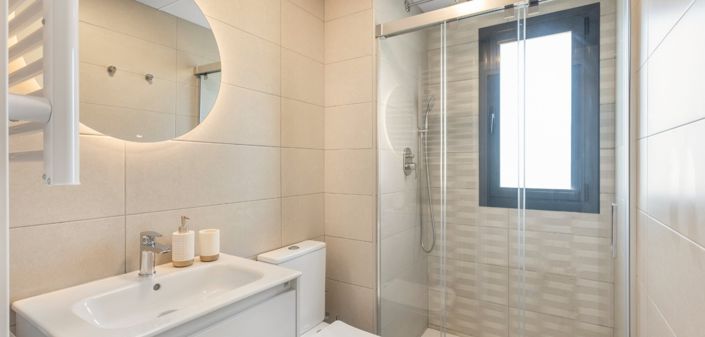 Image No.18-2 Bed Apartment for sale