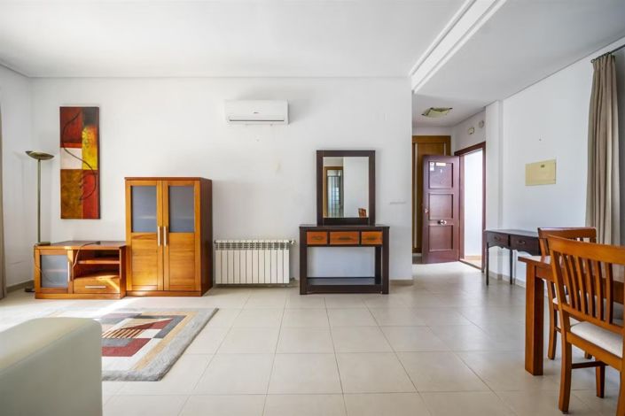 Image No.9-3 Bed Villa for sale