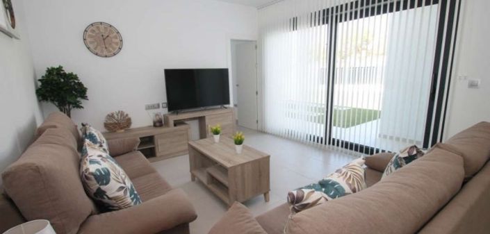 Image No.4-Villa de 3 chambres à vendre à Alicante