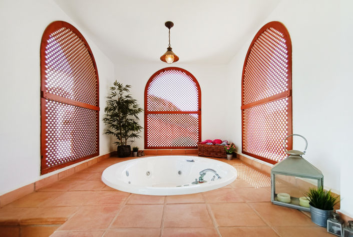 Image No.24-2 Bed Apartment for sale