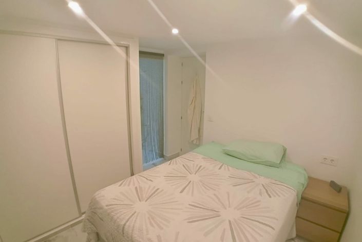 Image No.12-4 Bed Villa for sale