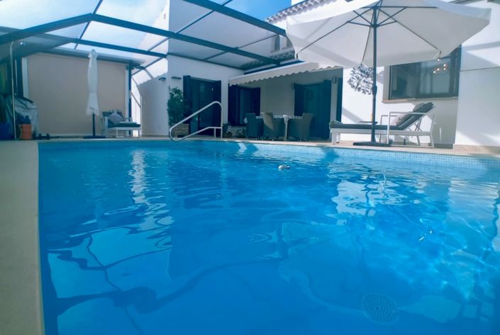 Image No.2-4 Bed Villa for sale