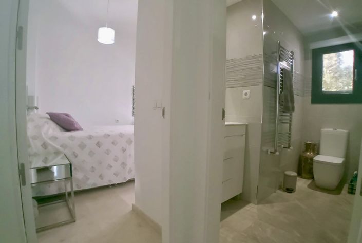 Image No.20-4 Bed Villa for sale