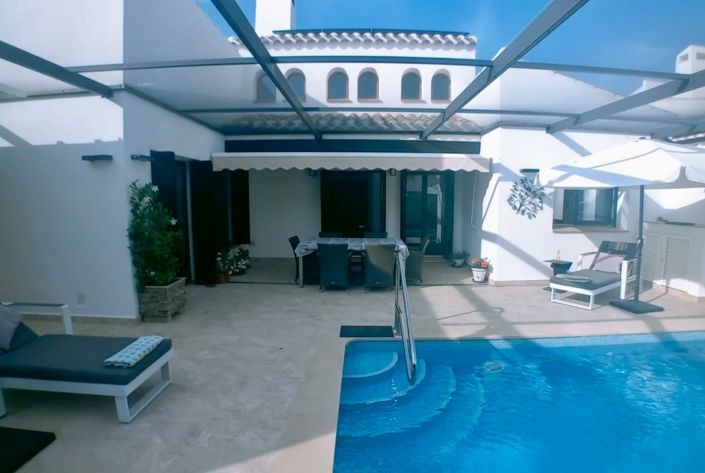 Image No.24-4 Bed Villa for sale