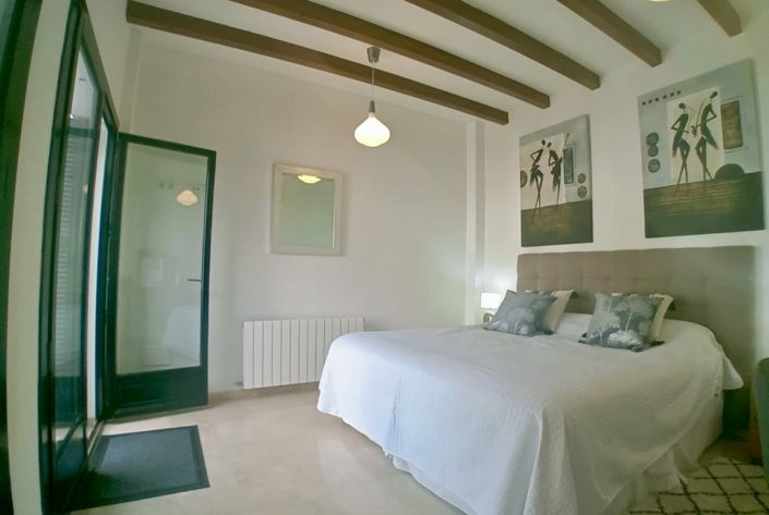 Image No.25-4 Bed Villa for sale