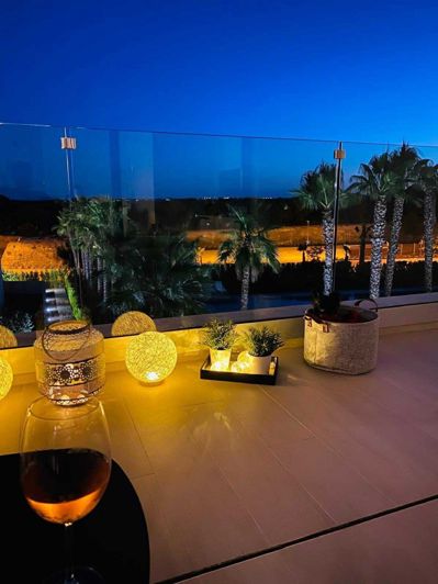 Image No.21-2 Bed Apartment for sale