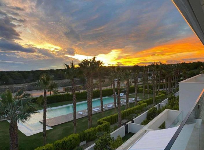 Image No.30-2 Bed Apartment for sale