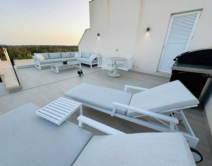 Image No.32-2 Bed Apartment for sale