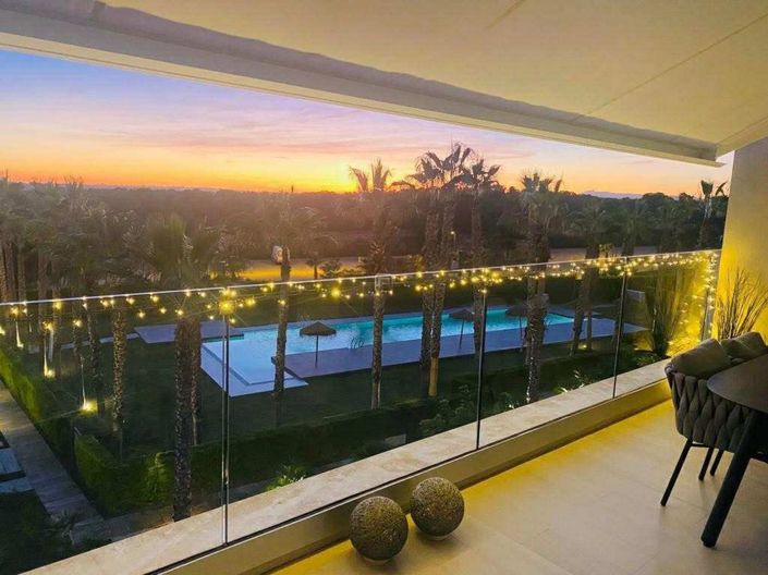 Image No.33-2 Bed Apartment for sale