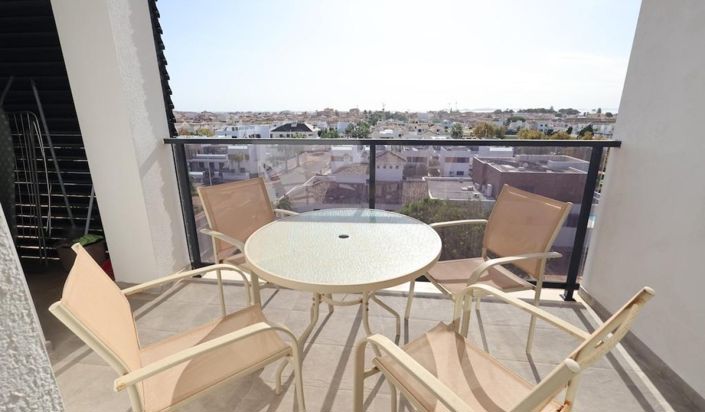 Image No.11-2 Bed Apartment for sale