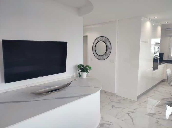 Image No.17-2 Bed Apartment for sale