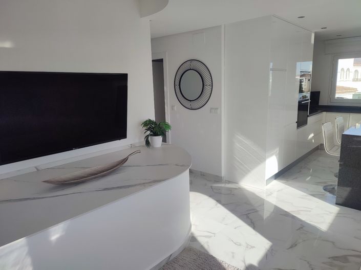 Image No.18-2 Bed Apartment for sale