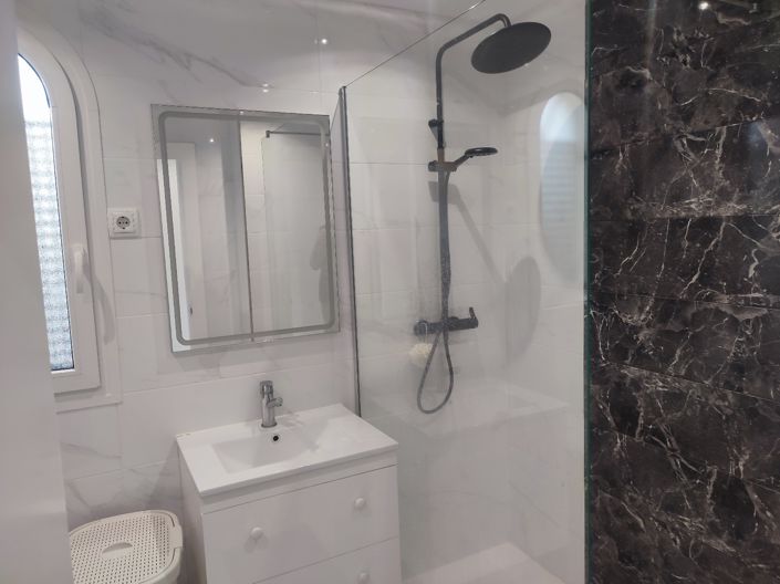 Image No.23-2 Bed Apartment for sale