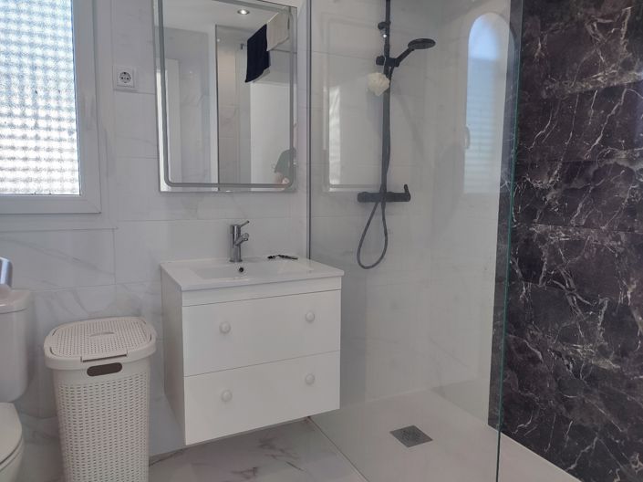 Image No.31-2 Bed Apartment for sale