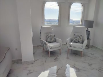 2c600173-239a-4283-b6e3-89bef293f718