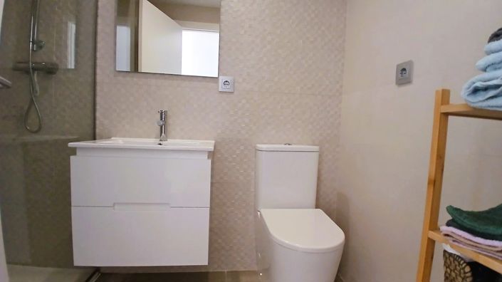 Image No.13-2 Bed Apartment for sale