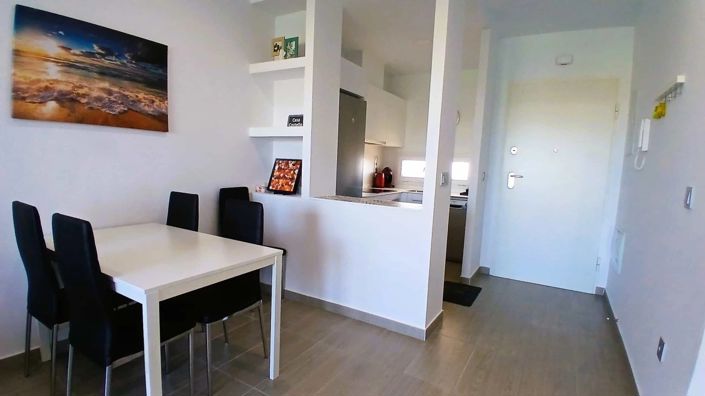 Image No.5-2 Bed Apartment for sale