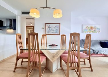 living-room-2-bed-apartment-2-scaled