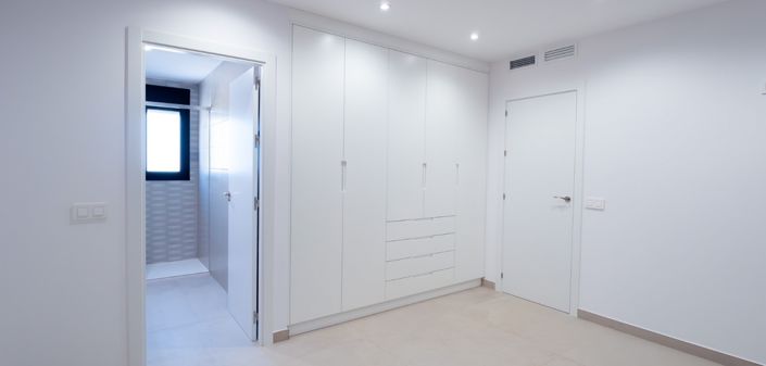 Image No.12-5 Bed Villa for sale