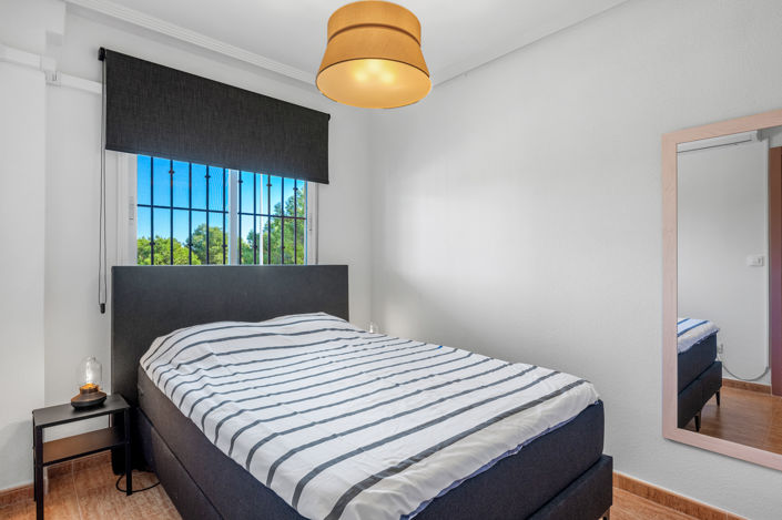 Image No.18-3 Bed Apartment for sale