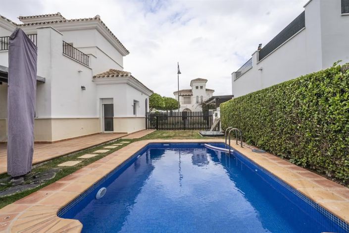 Image No.15-3 Bed Villa for sale