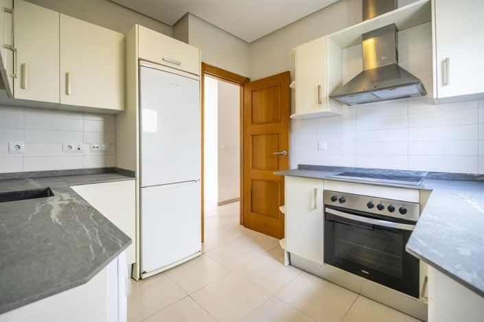 Image No.5-2 Bed Villa for sale