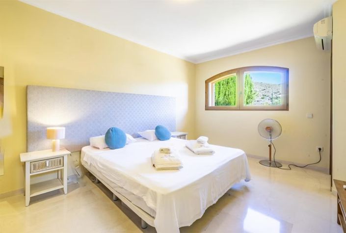 Image No.16-4 Bed Villa for sale