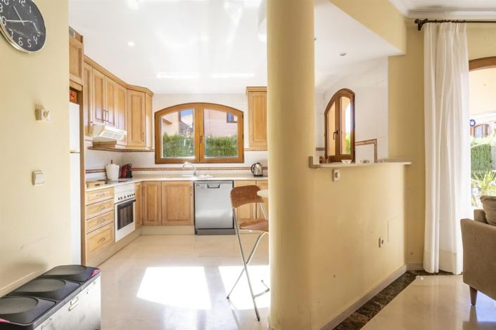 Image No.4-4 Bed Villa for sale