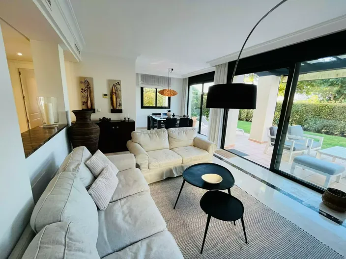 Image No.6-3 Bed Villa for sale