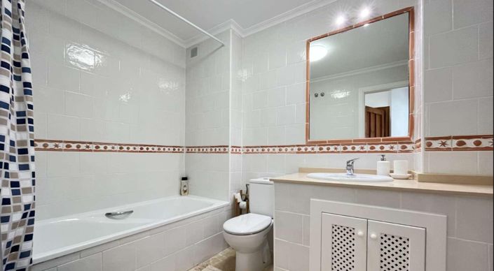 Image No.15-2 Bed Apartment for sale