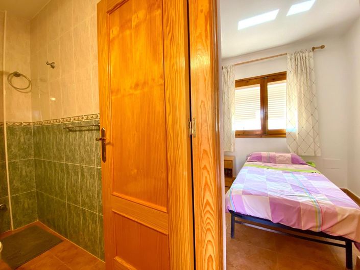 Image No.23-3 Bed Townhouse for sale